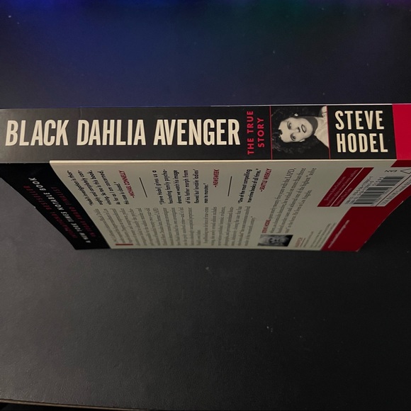 Book - Black Dahlia Avenger - The True Story - Picture 3 of 3